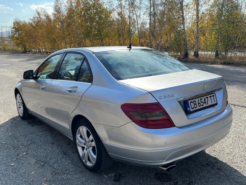 Mercedes-Benz C 220 CDI, снимка 4 - Автомобили и джипове - 47807103