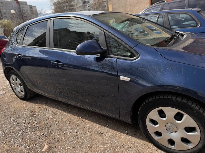 Opel Astra, снимка 2 - Автомобили и джипове - 49006206