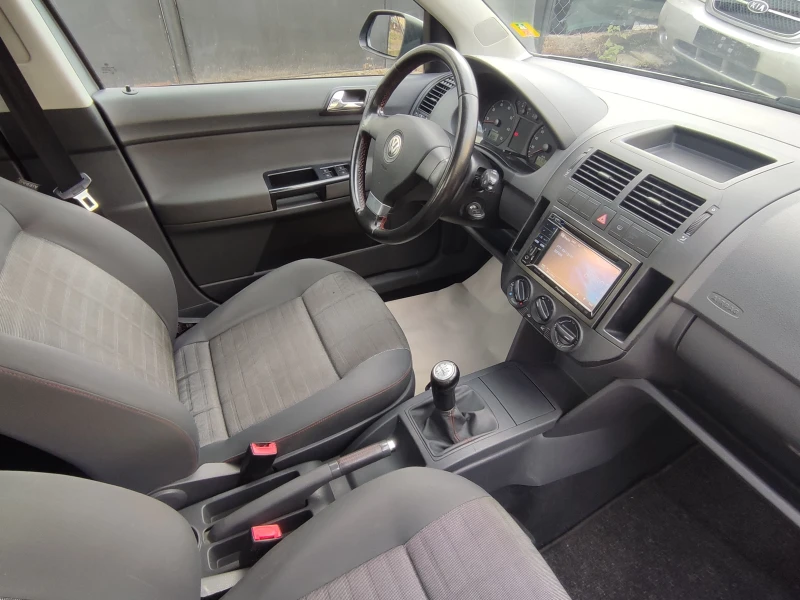 VW Polo 1.2i-64kc.-НАВИ-КЛИМА-GOAL, снимка 11 - Автомобили и джипове - 49177910