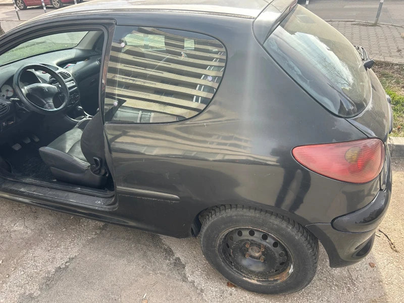 Peugeot 206, снимка 7 - Автомобили и джипове - 49436706