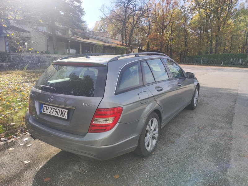 Mercedes-Benz C 250 Avangard, снимка 7 - Автомобили и джипове - 52389081