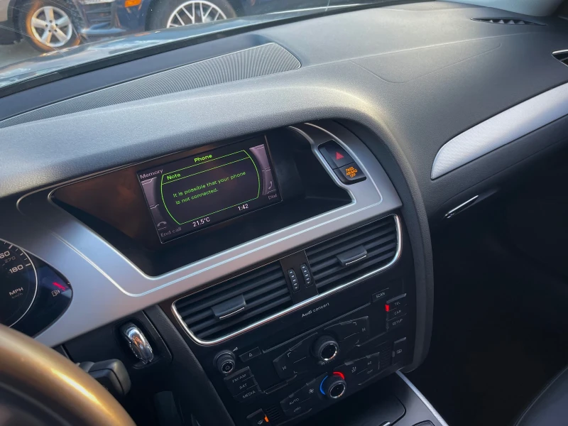 Audi A4 2.0 T, снимка 12 - Автомобили и джипове - 52420866