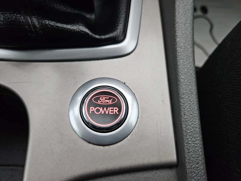 Ford Focus 1.6 HDI, евро 5! KeylessGO, Titanium, като нов!!, снимка 14 - Автомобили и джипове - 52633004