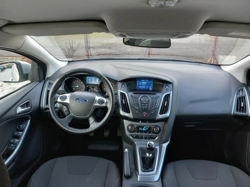 Ford Focus 1.6TDCI NAVI 6ск, снимка 9 - Автомобили и джипове - 52967412
