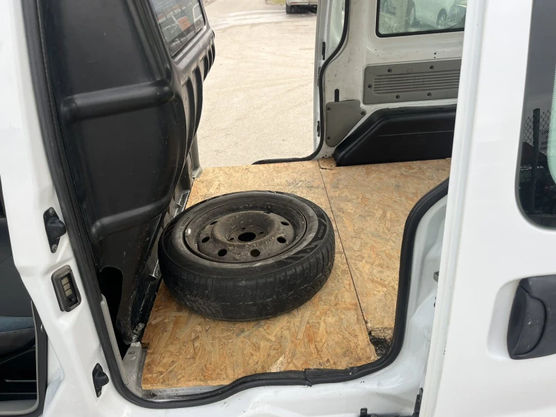 Renault Kangoo 1.5DCI 68кс EURO 4 КЛИМАТИК, снимка 9 - Автомобили и джипове - 53565983