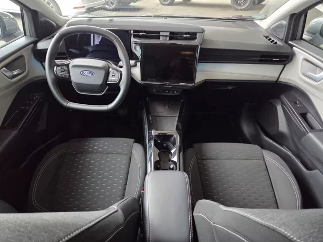 Ford Puma Gen-E* 360 CAM* DISTR* KEYLESS* CARPLAY* , снимка 7 - Автомобили и джипове - 54062286