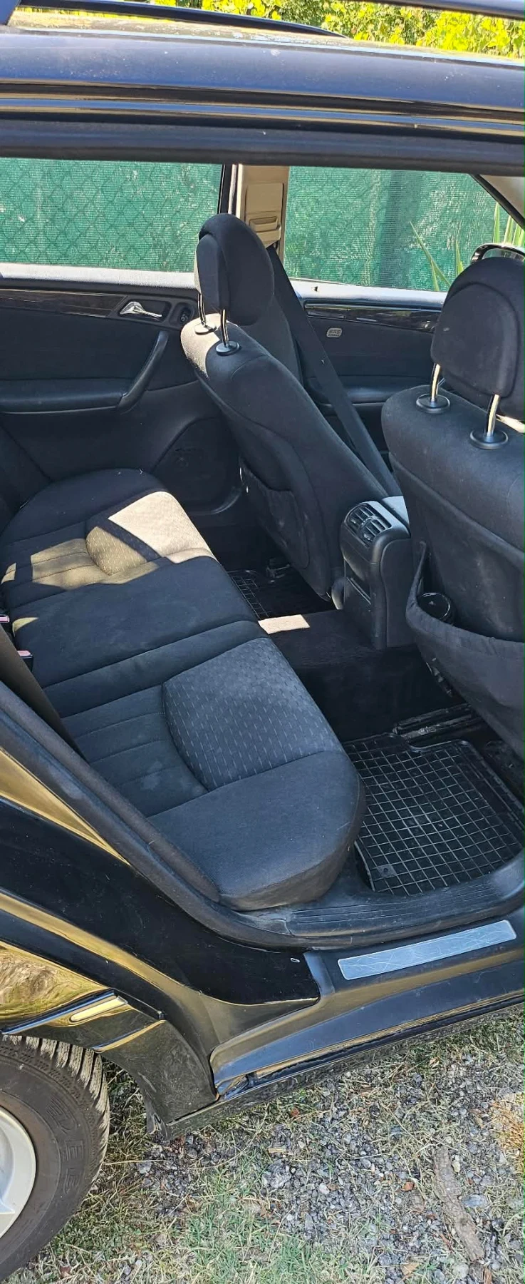 Mercedes-Benz C 200, снимка 11 - Автомобили и джипове - 55501651