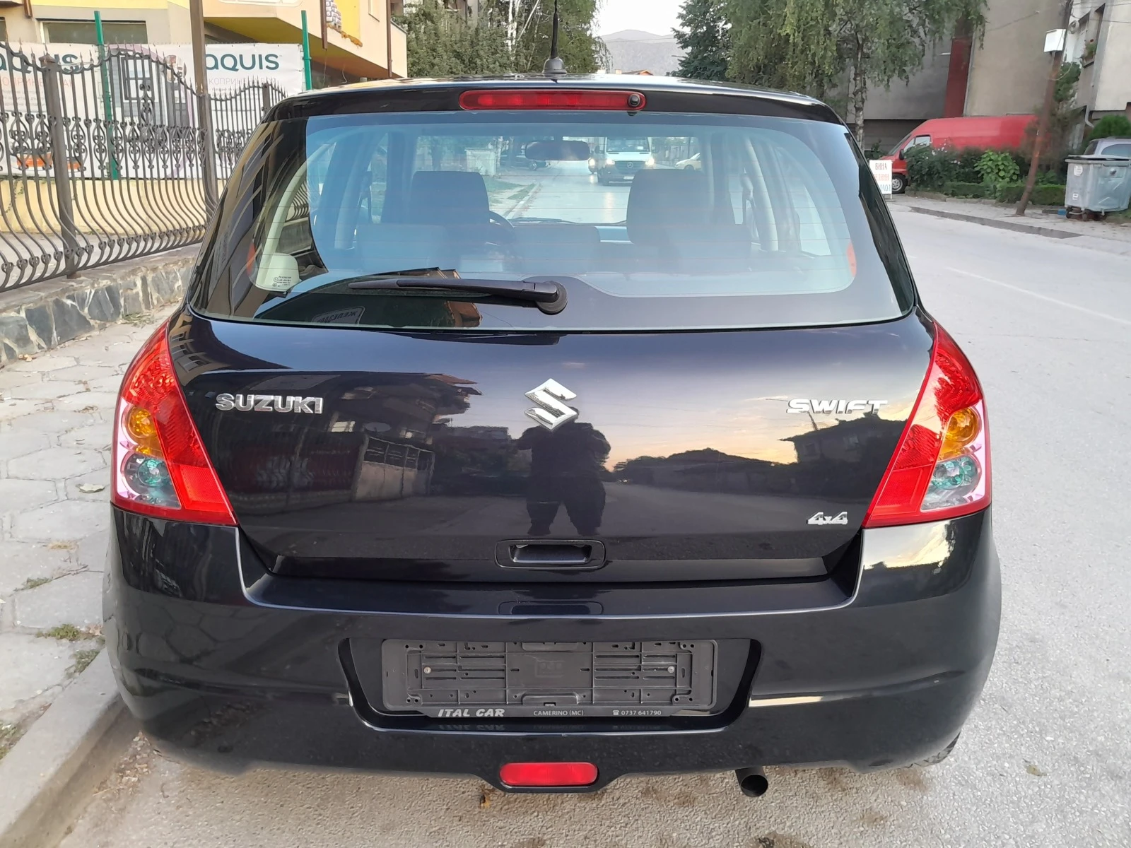 Suzuki Swift 1.3i 4Х4 - изображение 7