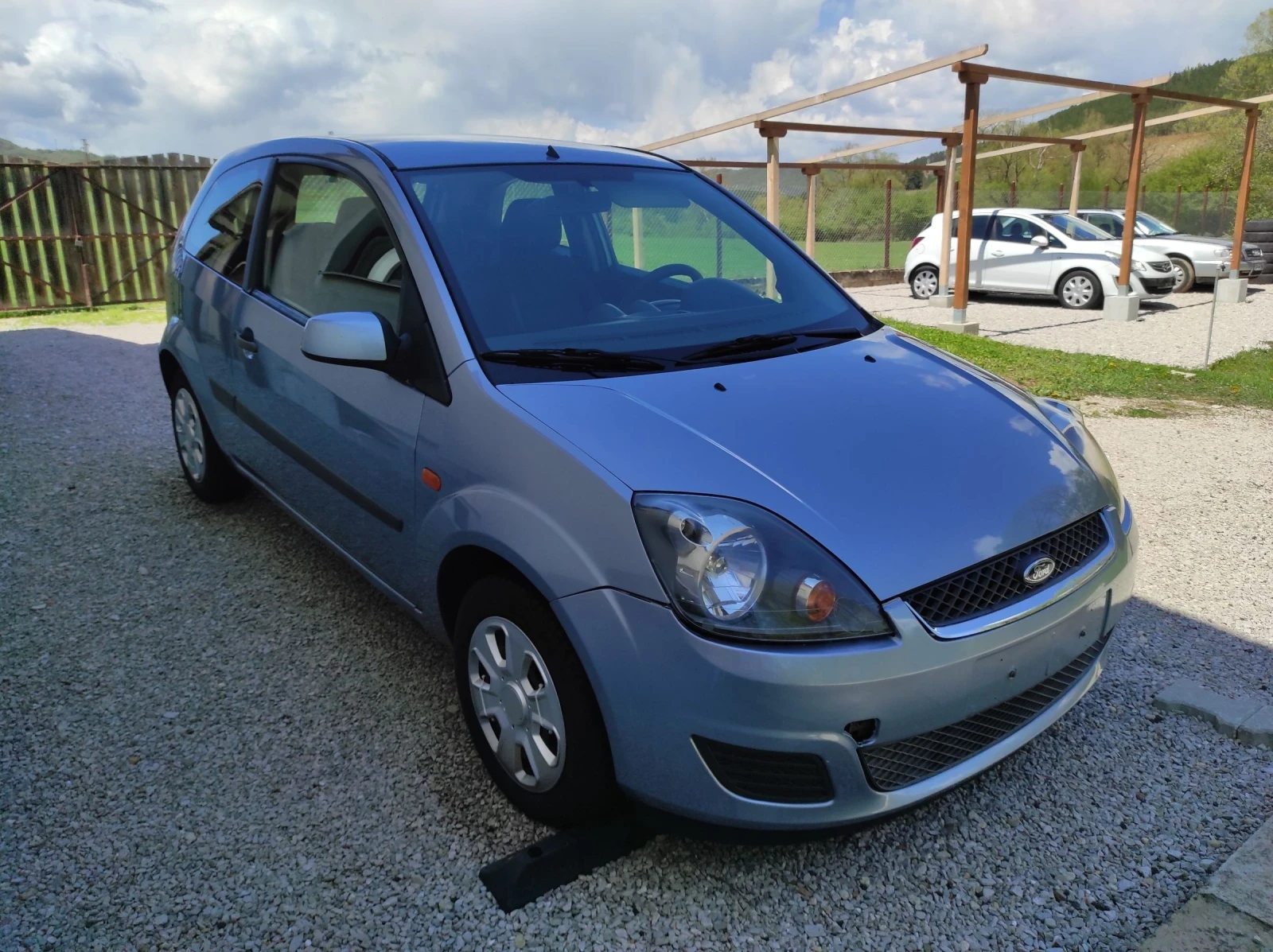 Ford Fiesta 1.25 / EURO4 / BENZIN - изображение 4