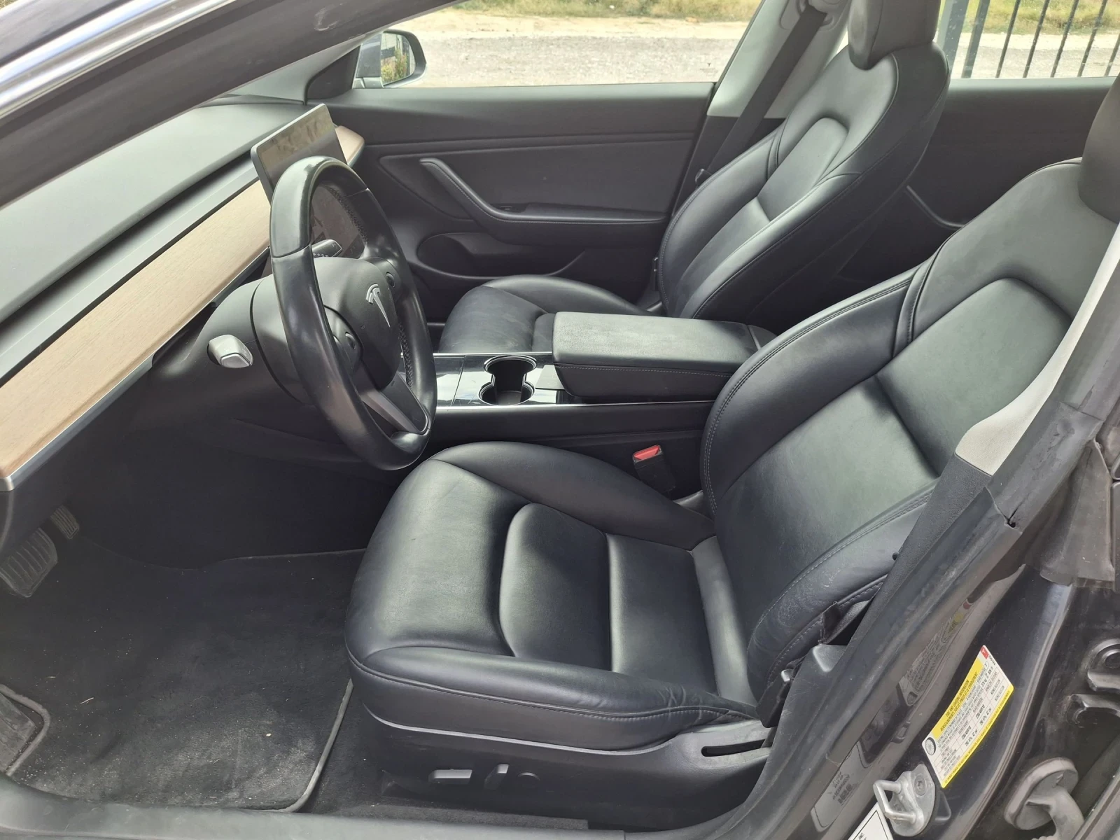 Tesla Model 3 LONGRANGE * DualMotor* FSD * Гаранция  | Mobile.bg — изображение 11