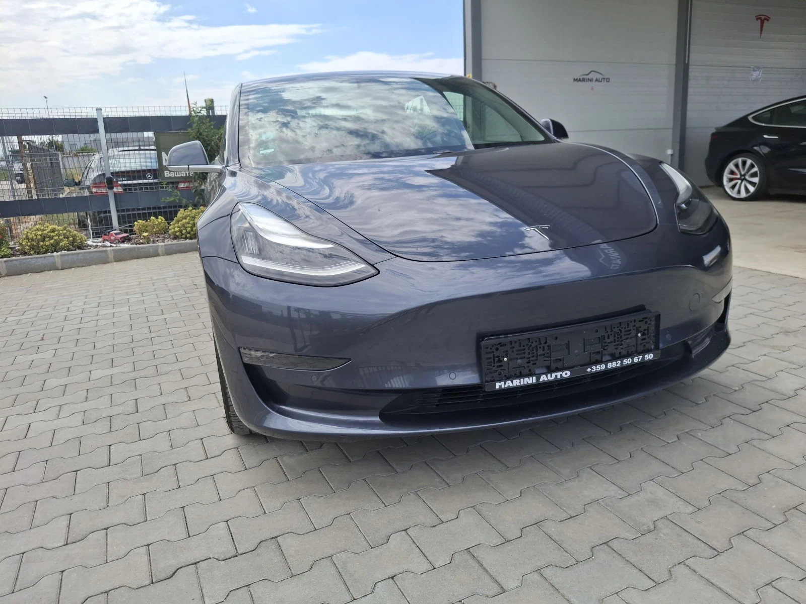 Tesla Model 3 AWD * * LongRange 80kw DualMotor Гаранция  - изображение 8