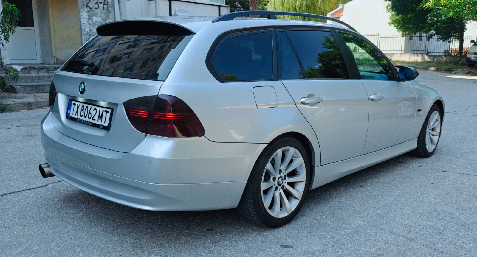 BMW 320 320D - изображение 5