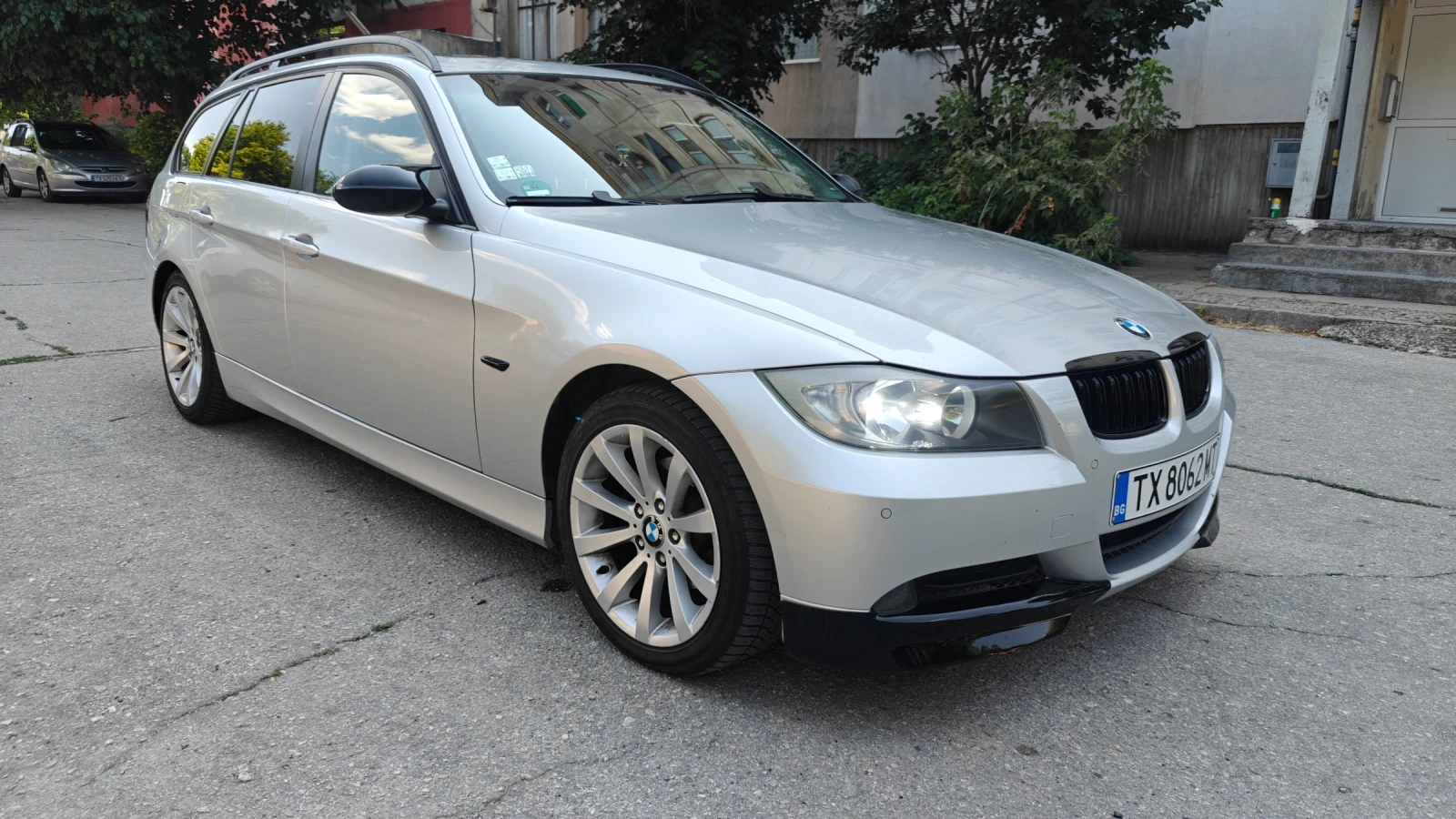 BMW 320 320D - изображение 3