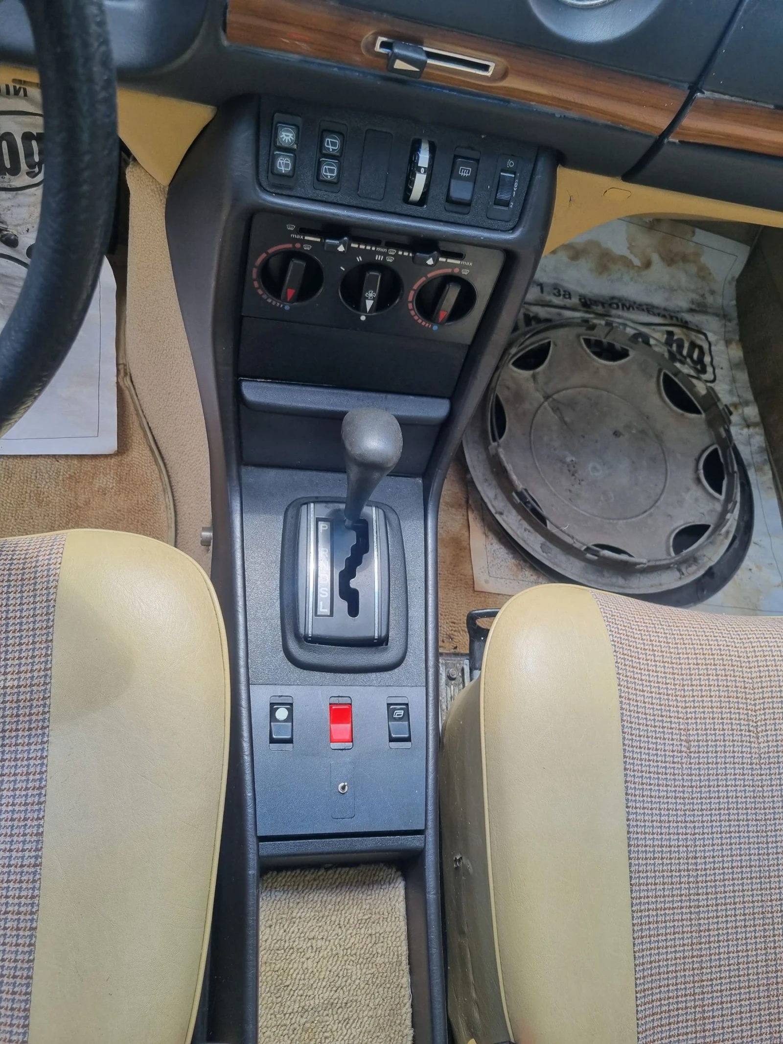 Mercedes-Benz 123 Dizel, снимка 10 - Автомобили и джипове - 56059132