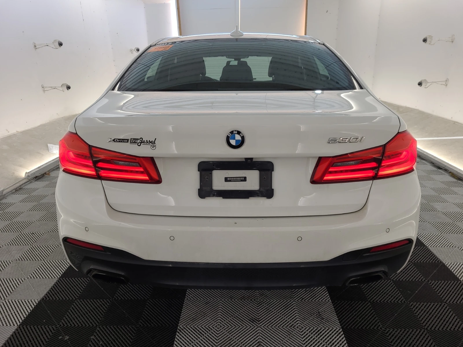 BMW 330 * CARFAX *    | Mobile.bg   5