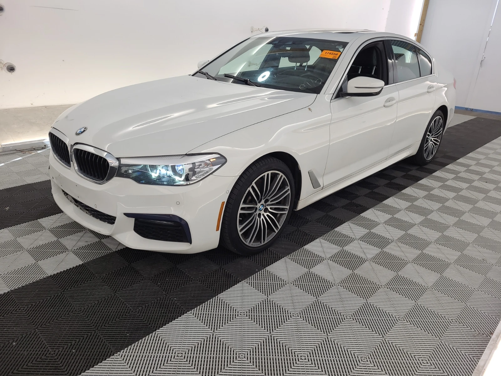 BMW 330 * CARFAX *    | Mobile.bg   2