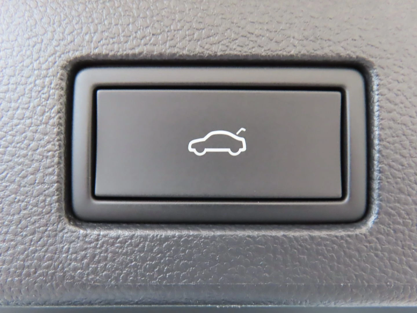 VW Arteon Elegance 2.0 TDI SCR DSG - изображение 5