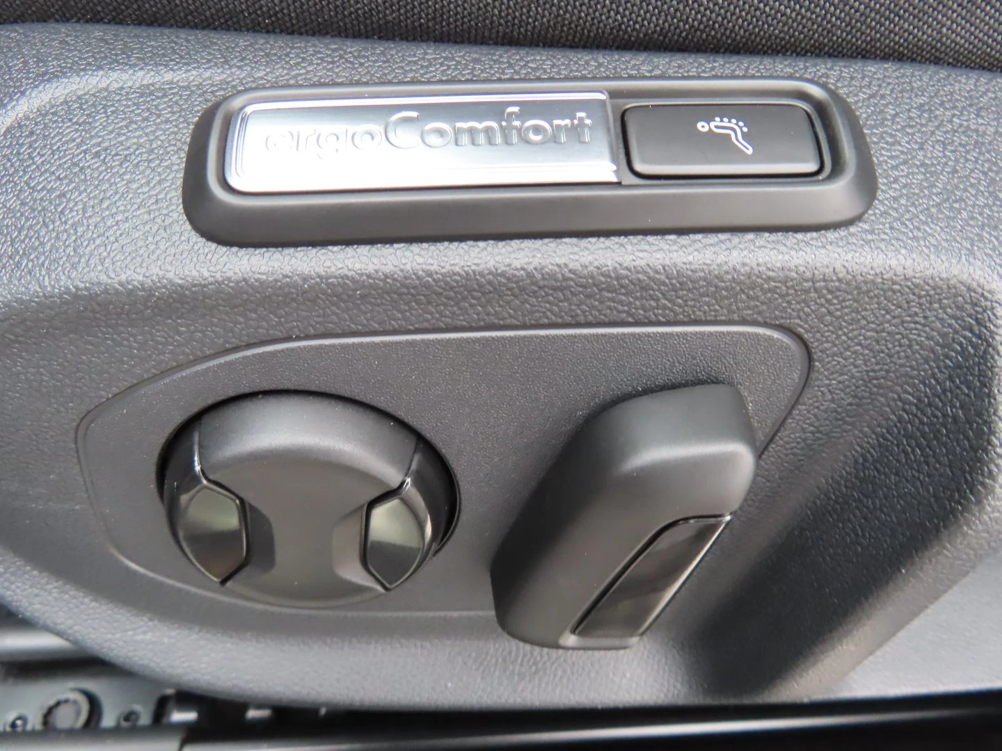 VW Arteon Elegance 2.0 TDI SCR DSG - изображение 10