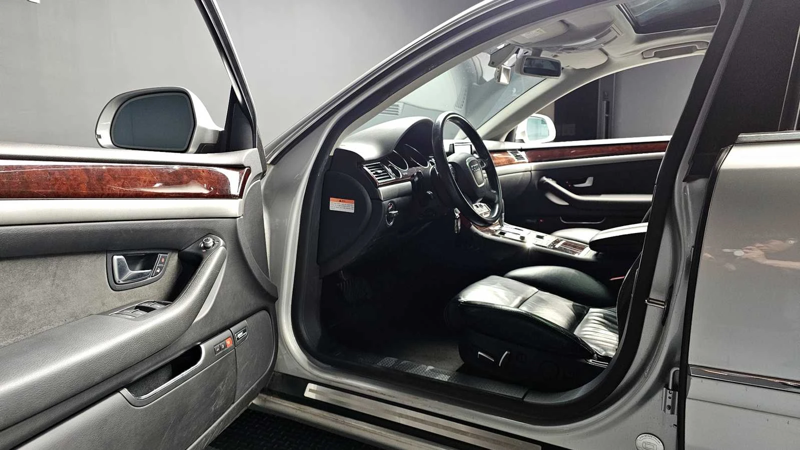 Audi A8 3.2i 260�� Quttro. 136000 ��!!!  | Mobile.bg � ����������� 11