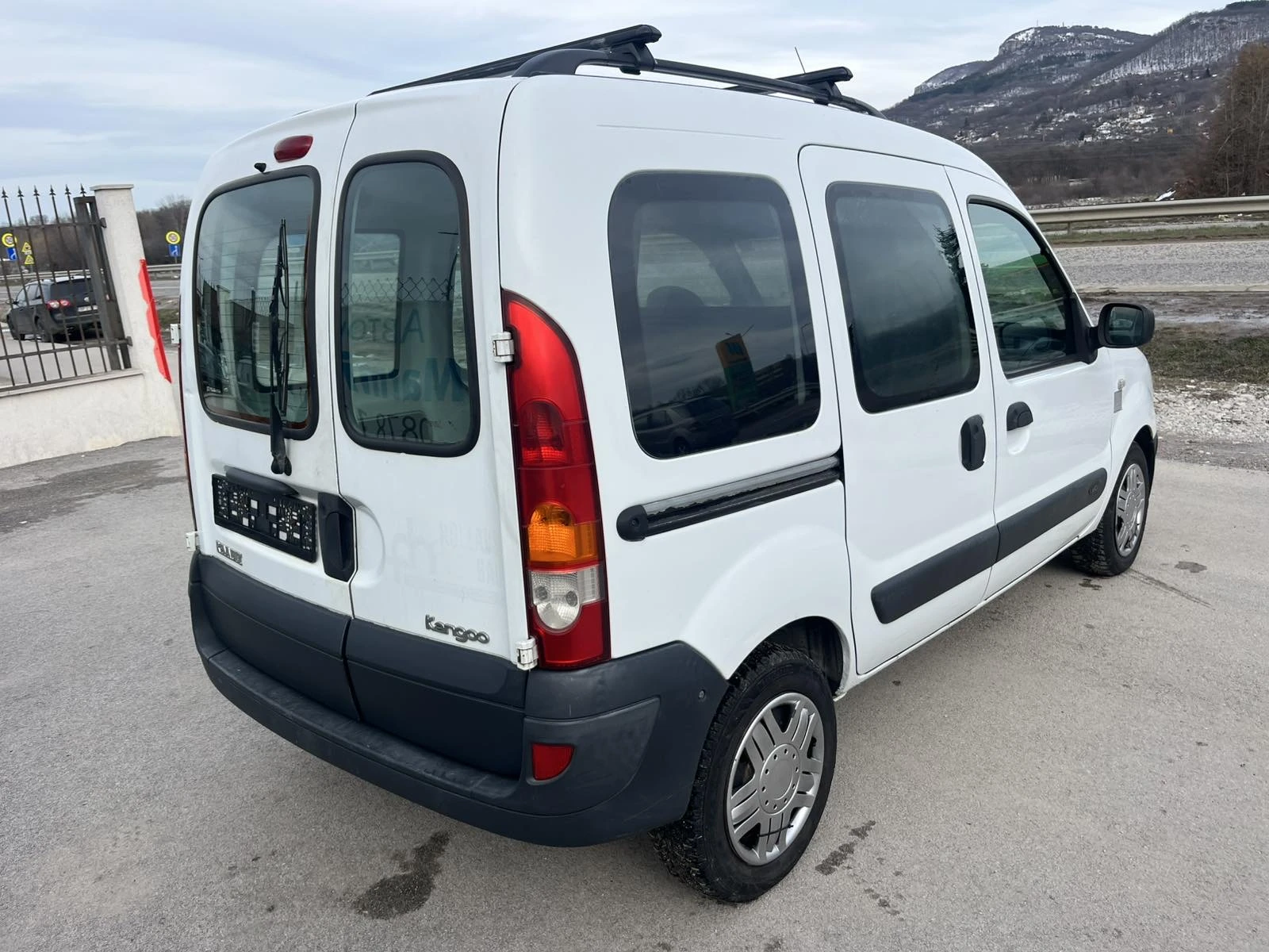Renault Kangoo 1.5DCI 68кс EURO 4 КЛИМАТИК - изображение 4