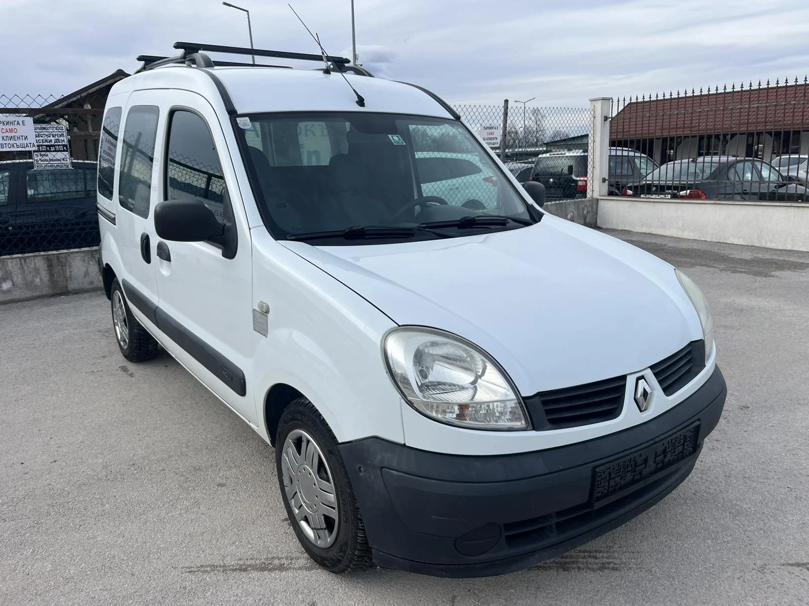 Renault Kangoo 1.5DCI 68кс EURO 4 КЛИМАТИК - изображение 3