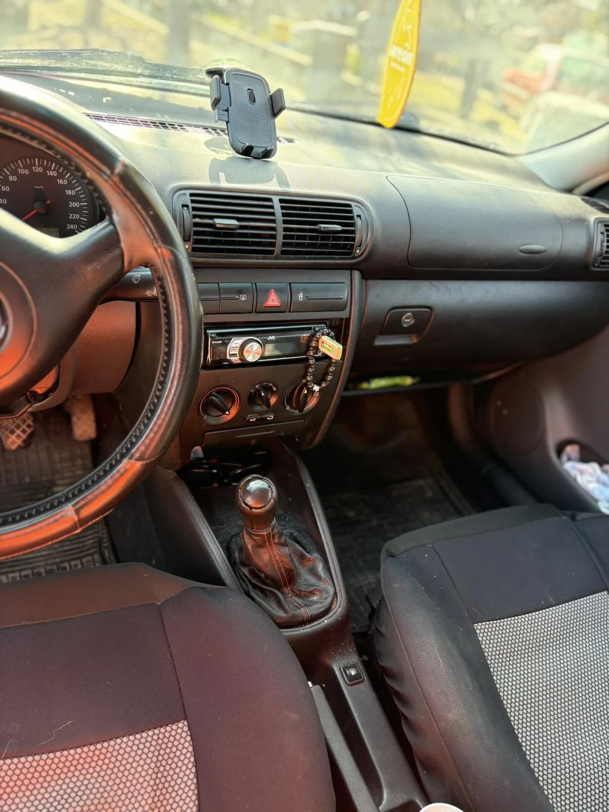 Seat Leon, снимка 5 - Автомобили и джипове - 53858792