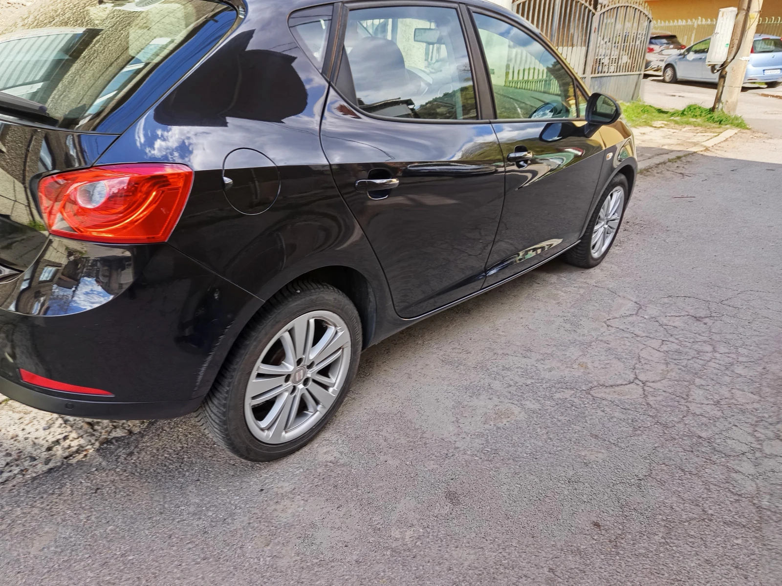 Seat Ibiza  Seat Ibiza 86кс , снимка 7 - Автомобили и джипове - 54154189