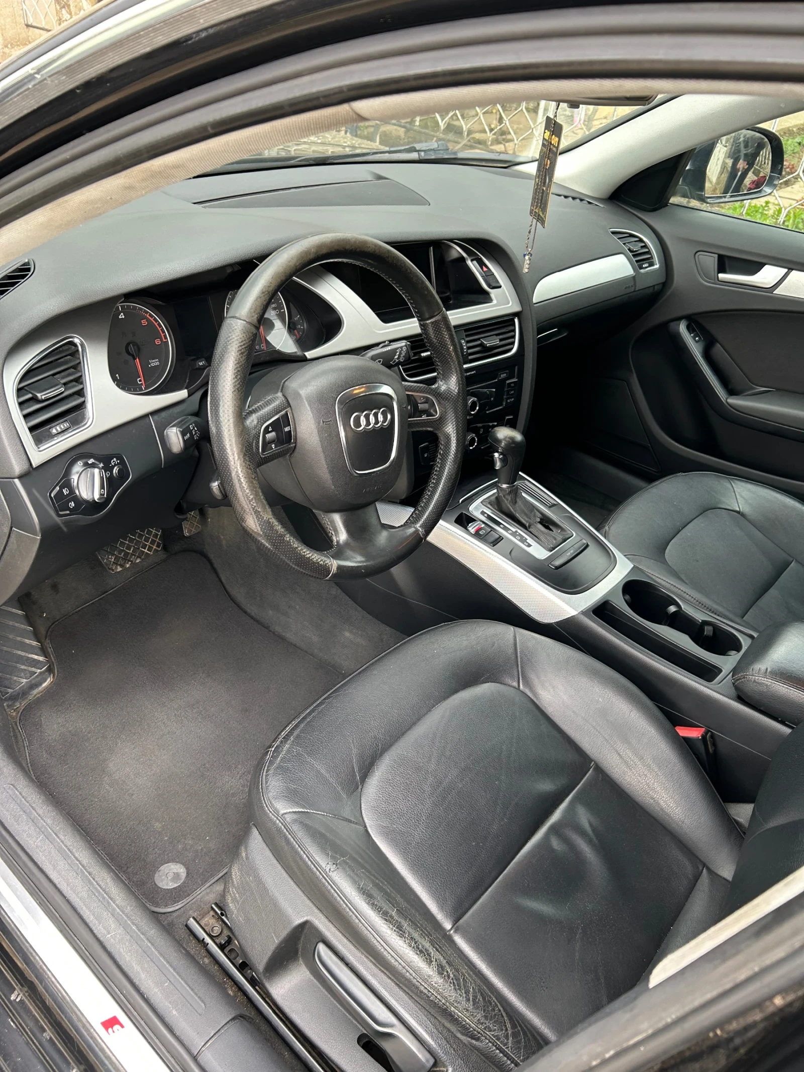 Audi A4 Avant, снимка 7 - Автомобили и джипове - 54396191