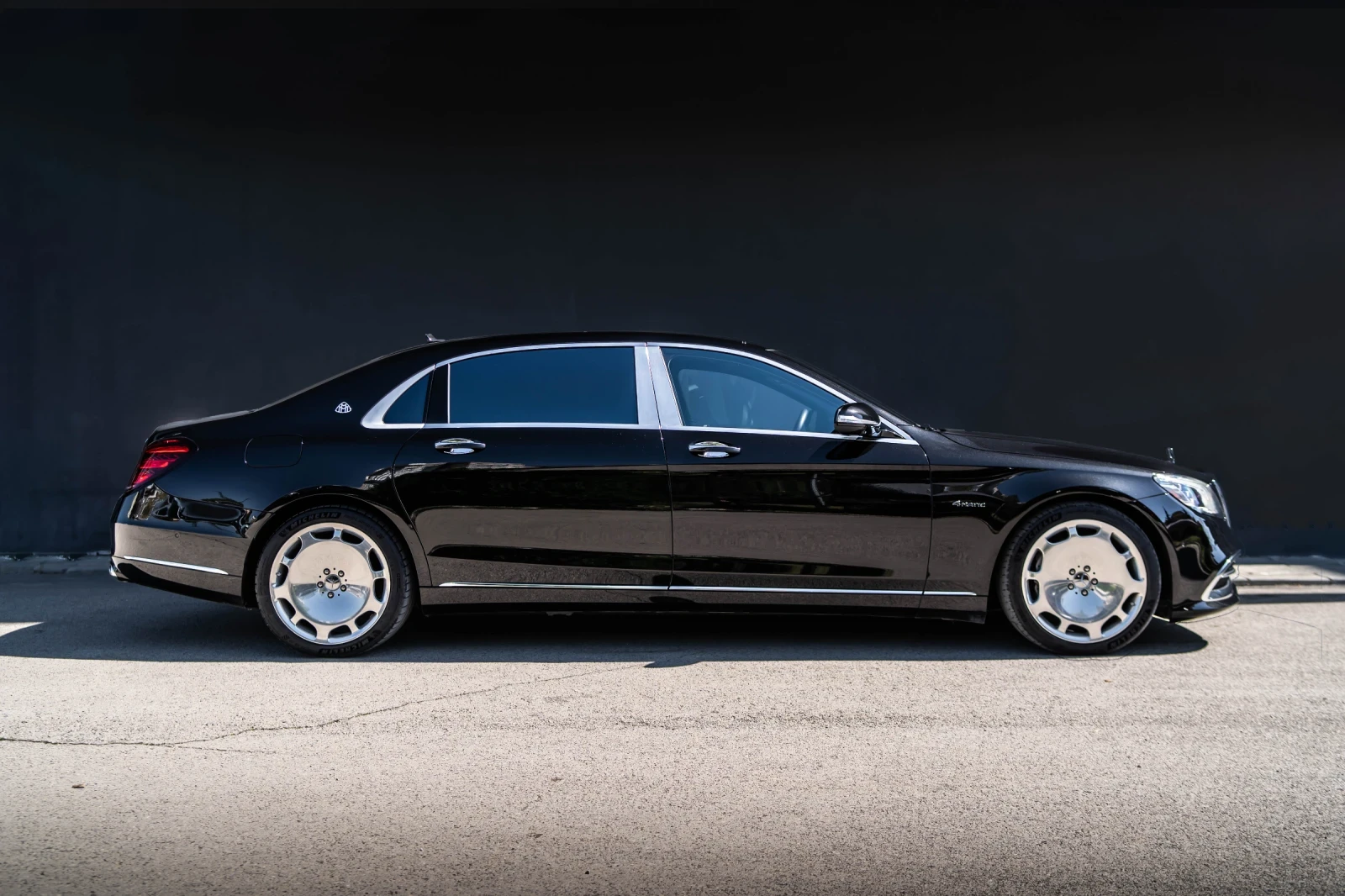 Mercedes-Benz Maybach S560 4MATIC, снимка 8 - Автомобили и джипове - 54416638
