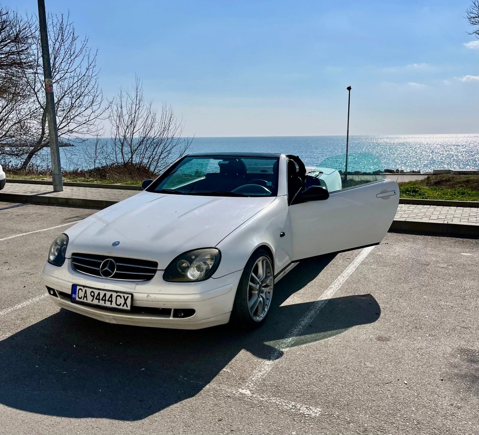 Mercedes-Benz SLK Бяла Перла | Bose | 18" Джанти , снимка 3 - Автомобили и джипове - 54708004