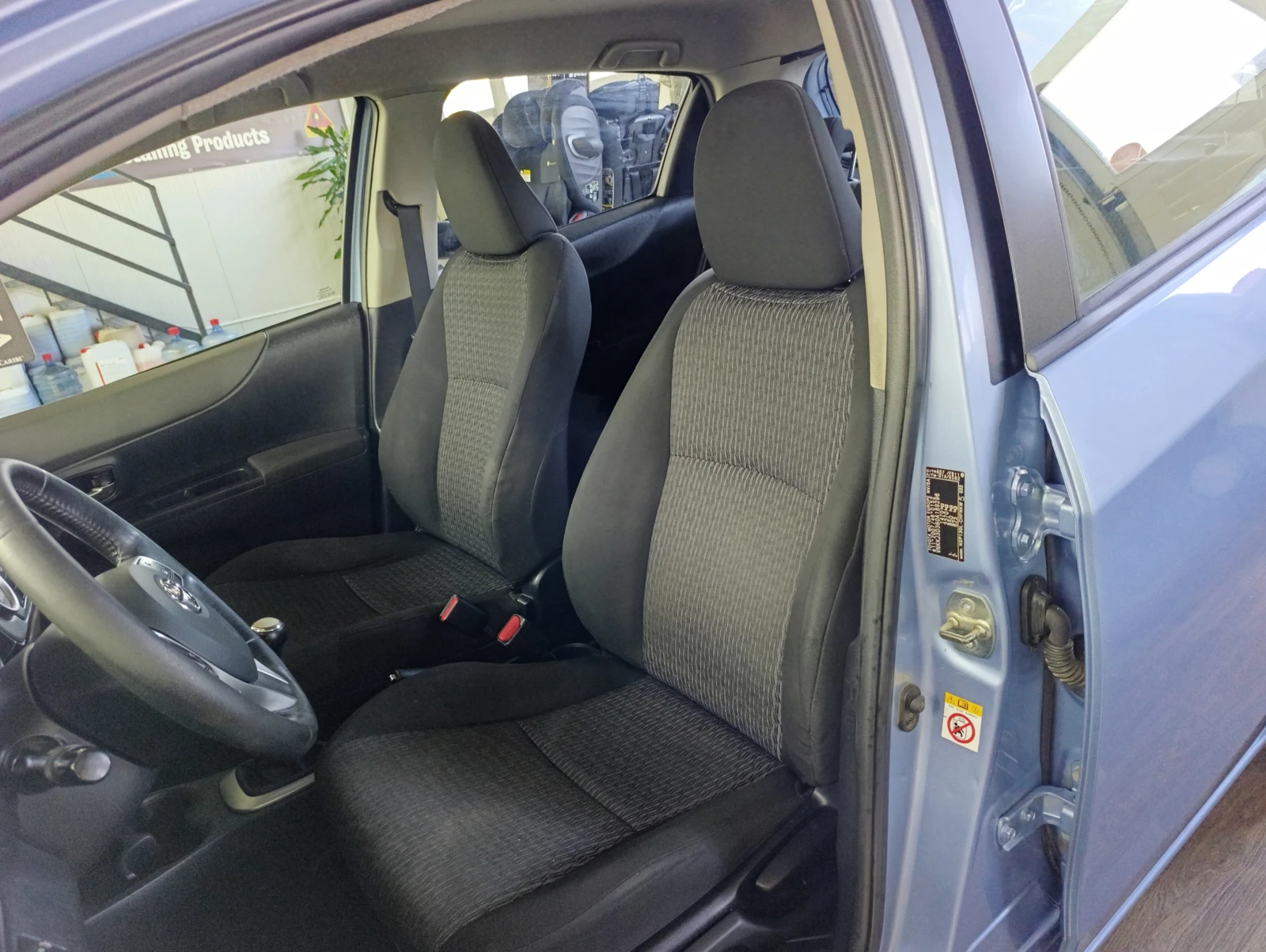 Toyota Yaris 1.33 99к.с., снимка 10 - Автомобили и джипове - 55206608