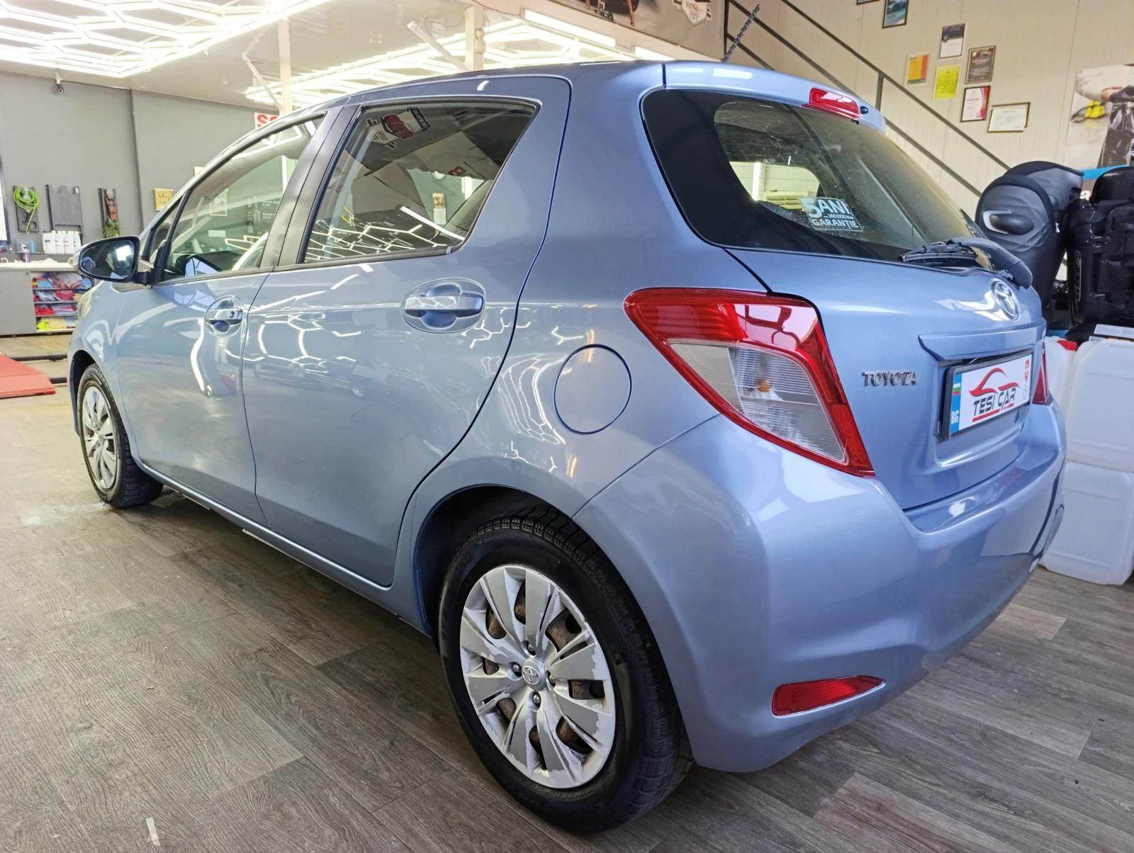 Toyota Yaris 1.33 99к.с., снимка 6 - Автомобили и джипове - 55206608