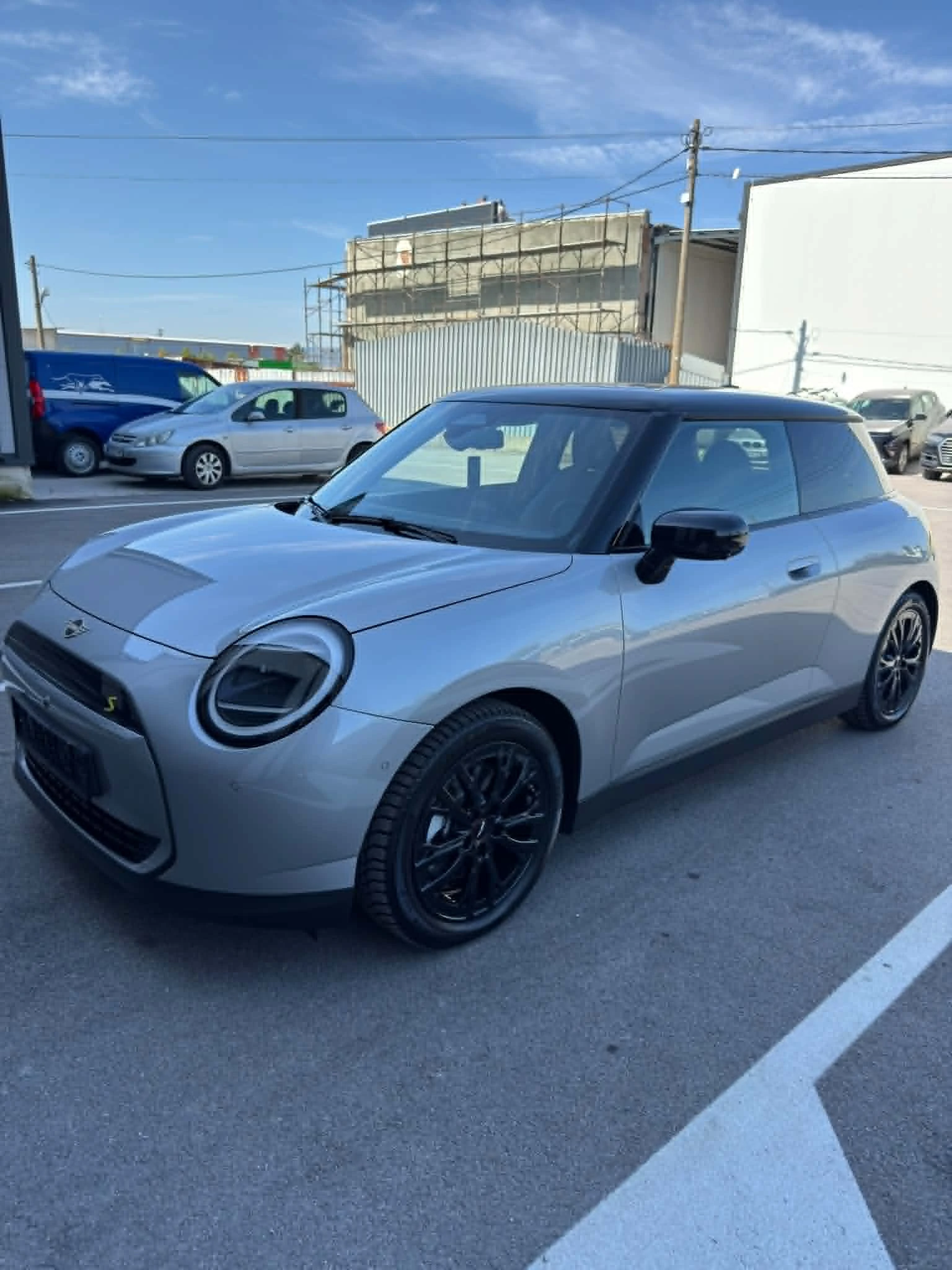 Mini Cooper SE   54.2KW/H, снимка 2 - Автомобили и джипове - 55338698