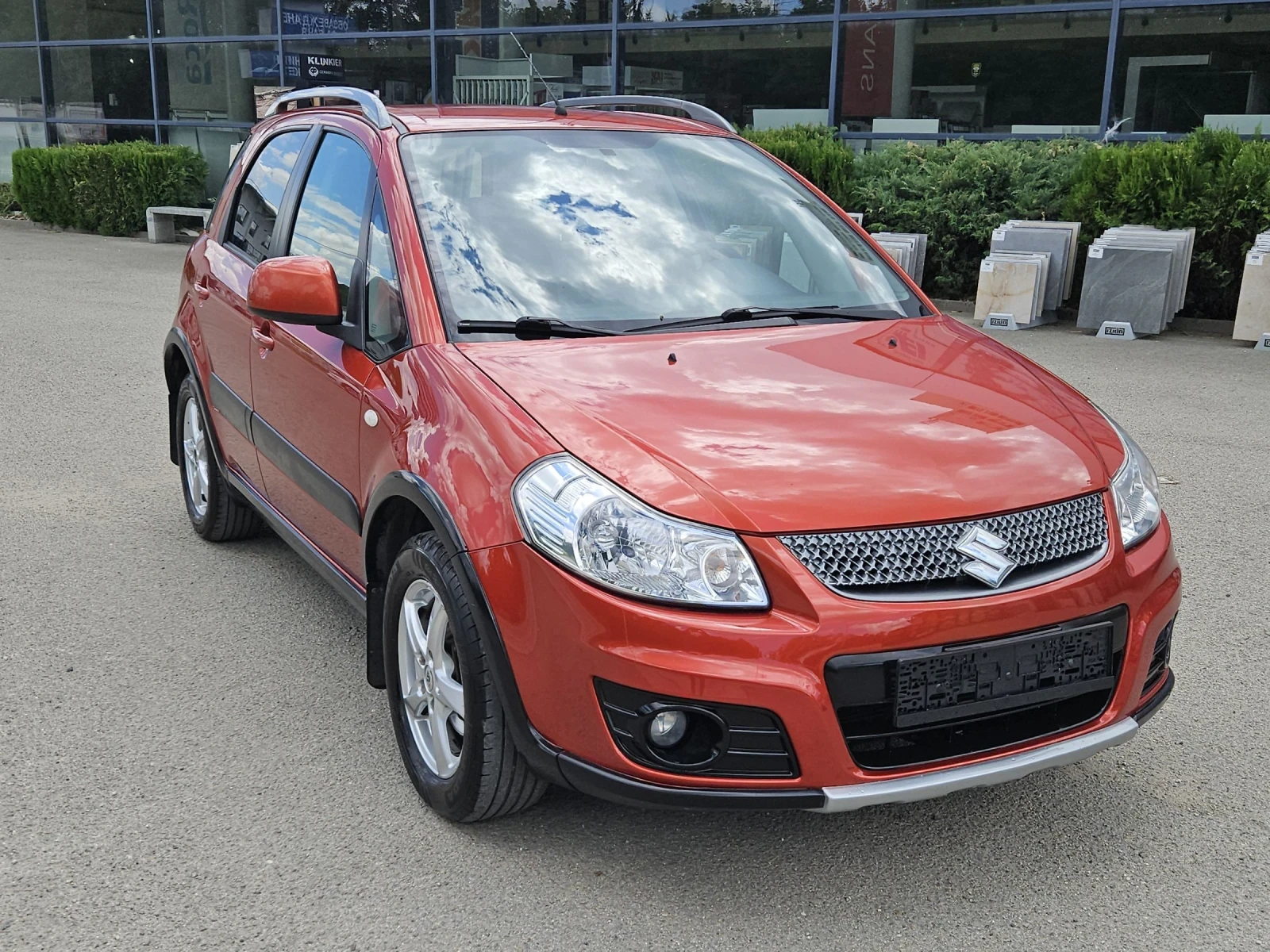 Suzuki SX4 1.6i--FACE--SHINE