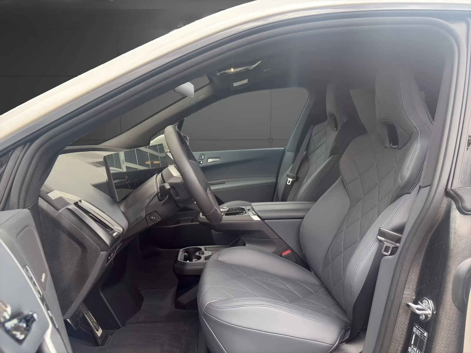 BMW iX xDrive45/ FACELIFT/ M SPORT/ ICONIC GLOW/ H&K/ 360, снимка 9 - Автомобили и джипове - 55540030
