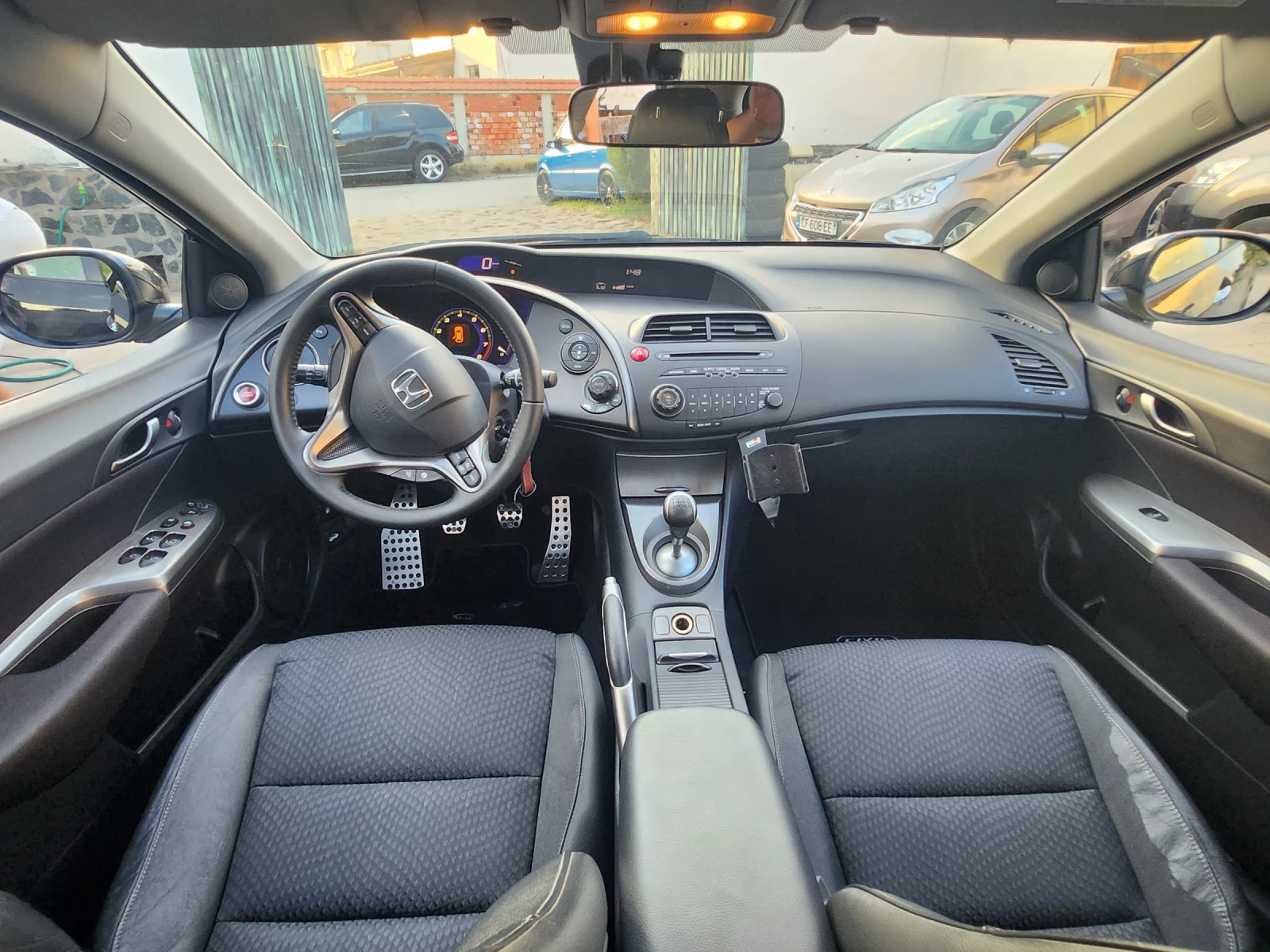 Honda Civic 1.8i V-TEC GERMANY FACELIFT TOP ZUSTAND, снимка 10 - Автомобили и джипове - 55890799