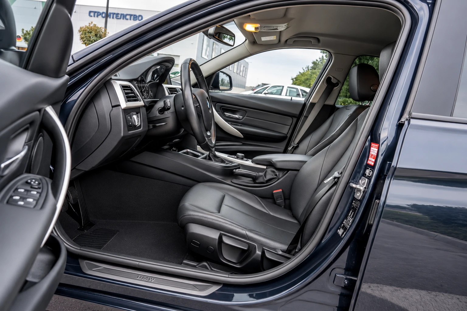 BMW 316 i* 136HP* NAPPA* GERMANY, снимка 9 - Автомобили и джипове - 56056382