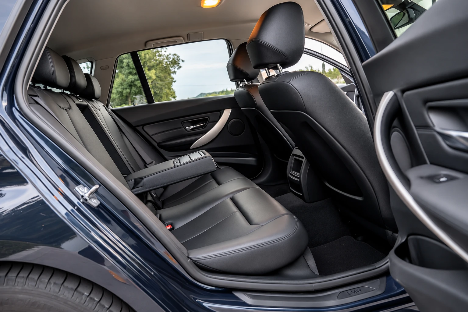 BMW 316 i* 136HP* NAPPA* GERMANY, снимка 11 - Автомобили и джипове - 56056382