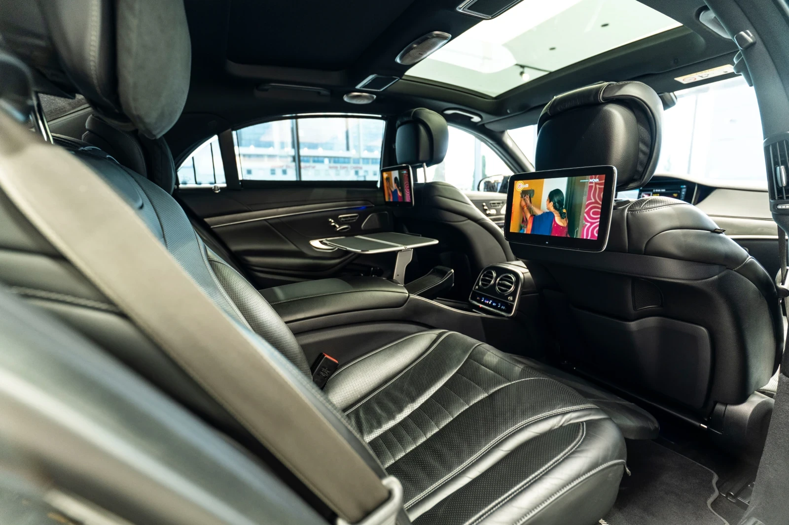 Mercedes-Benz S 560 4M* LONG* 3xTV* 4D BURMESTER* PANO* SOFTCLOSE* , снимка 14 - Автомобили и джипове - 56087975