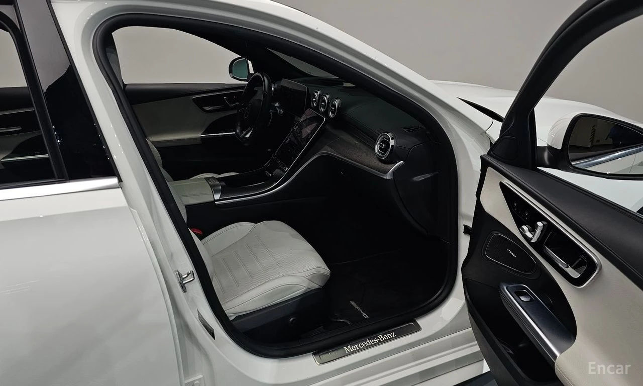Mercedes-Benz C 300 AMG* LINE* BURMESTER* ОБДУХВАНЕ* ДИСТРОНИК* ХЕДЪП*, снимка 13 - Автомобили и джипове - 56113018