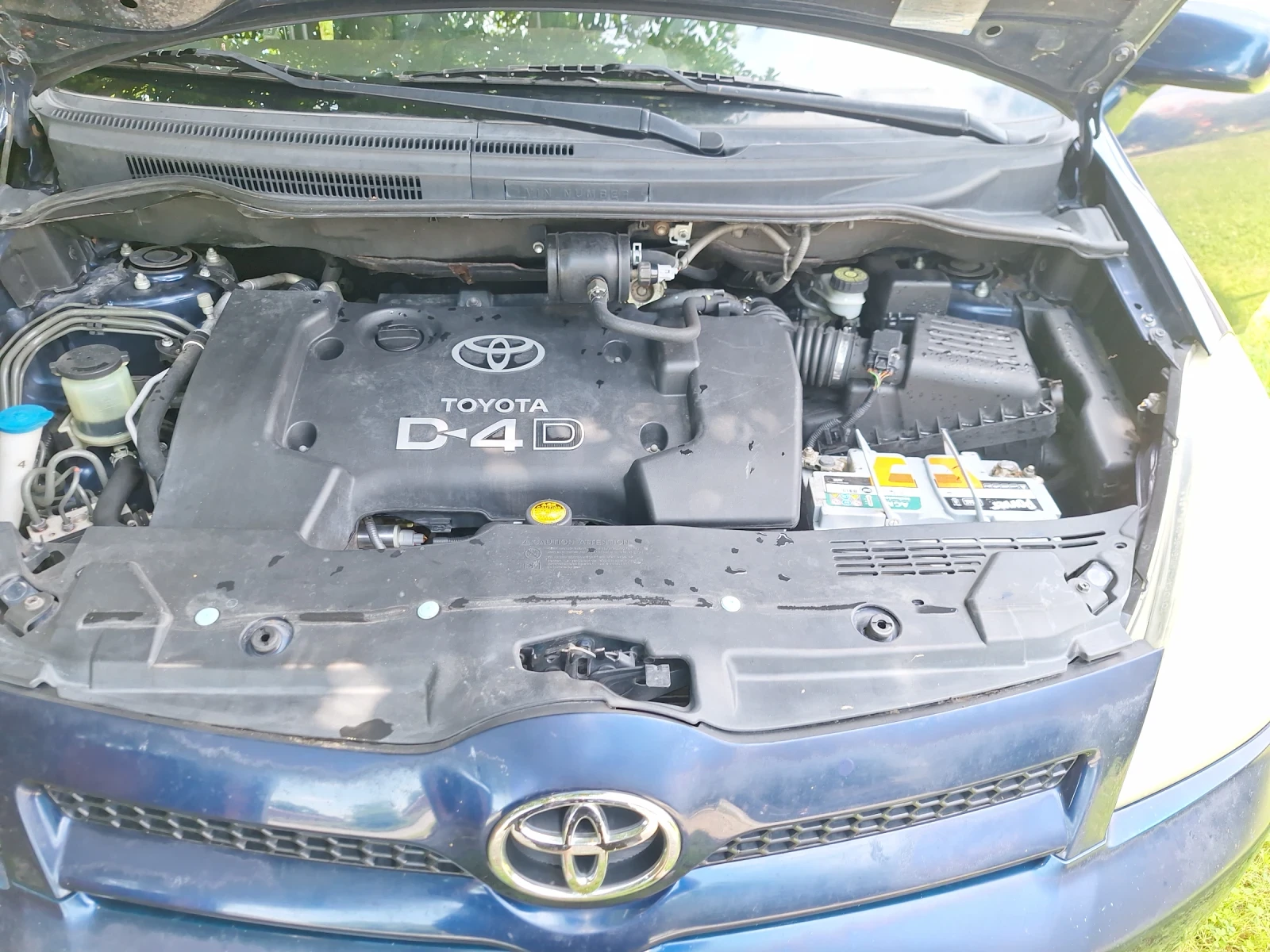 Toyota Corolla verso, снимка 7 - Автомобили и джипове - 56260812