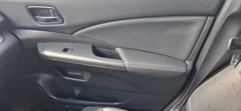 Honda Cr-v 2.0 4x4, снимка 14 - Автомобили и джипове - 52753003