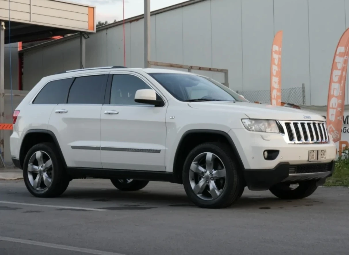 Jeep Grand cherokee 3.0 LIMITED 4x4 - изображение 2