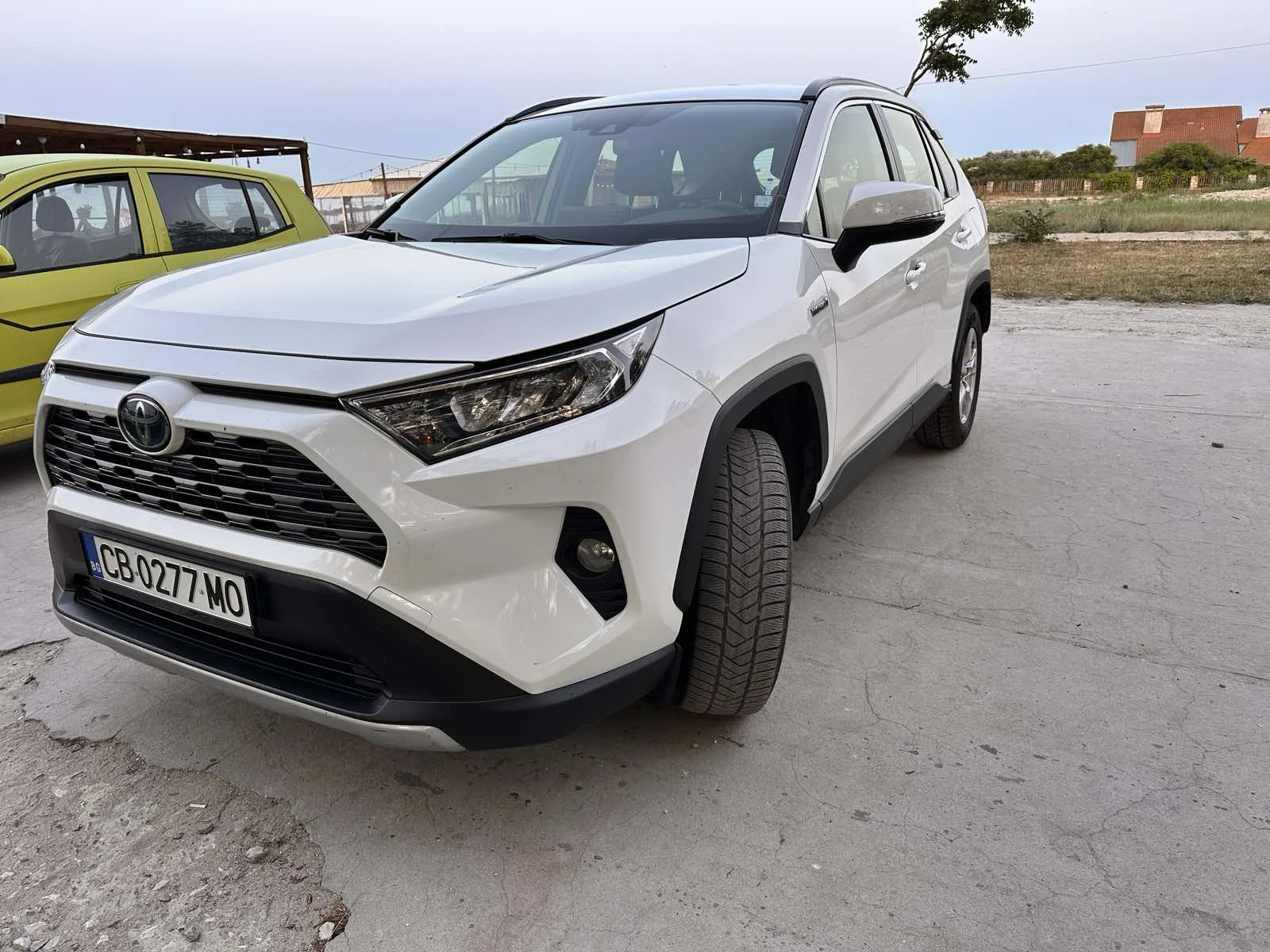 Toyota Rav4 2.5 hybrid - изображение 2