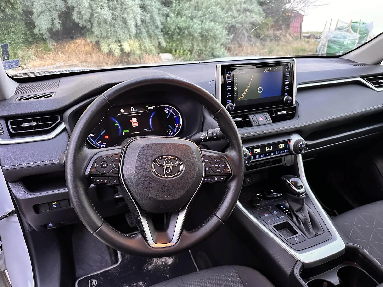 Toyota Rav4 2.5 hybrid - изображение 8