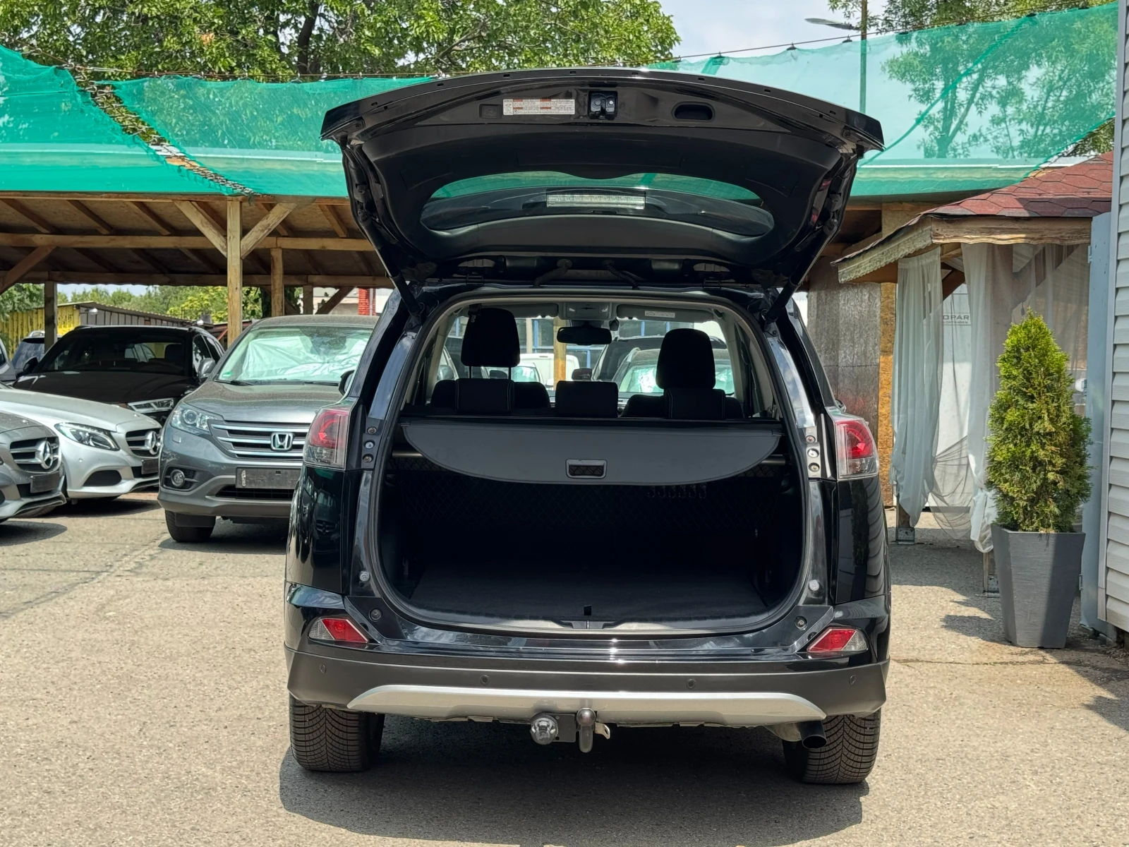 Toyota Rav4 2.0i* 4x4* СЕРВИЗНА КНИЖКА С ПЪЛНА ИСТОРИЯ В TOYOT - изображение 6