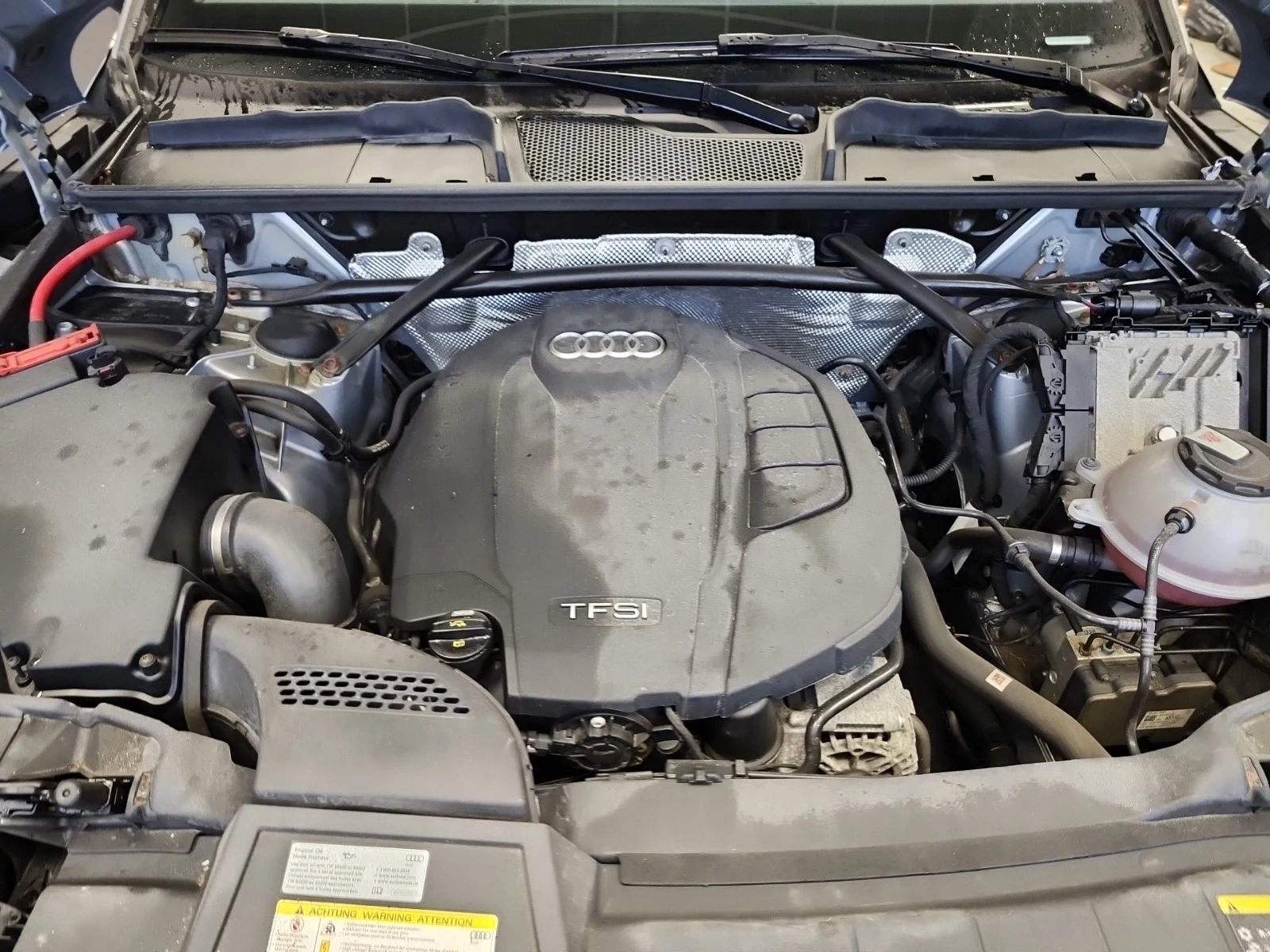 Audi Q5 * * CARFAX * * АВТО КРЕДИТ * * , снимка 8 - Автомобили и джипове - 53889835