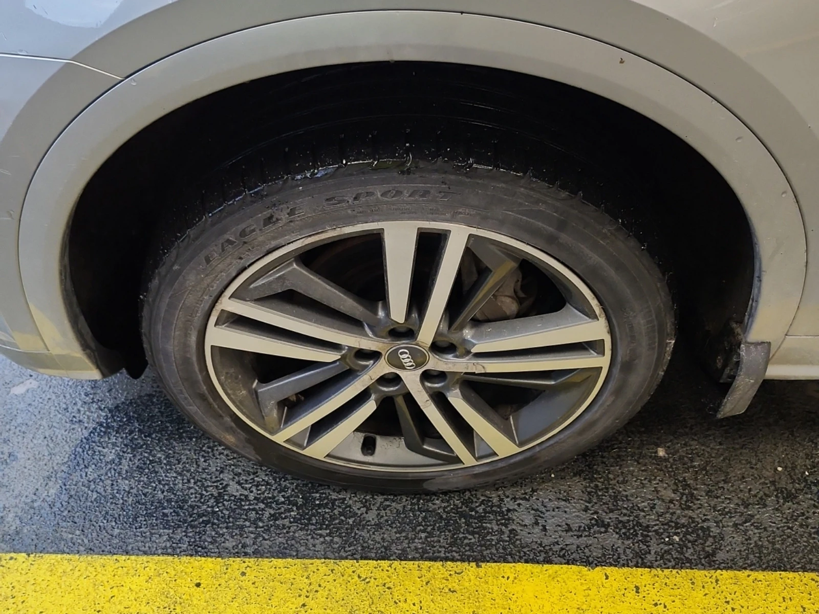 Audi Q5 * * CARFAX * * АВТО КРЕДИТ * * , снимка 6 - Автомобили и джипове - 53889835