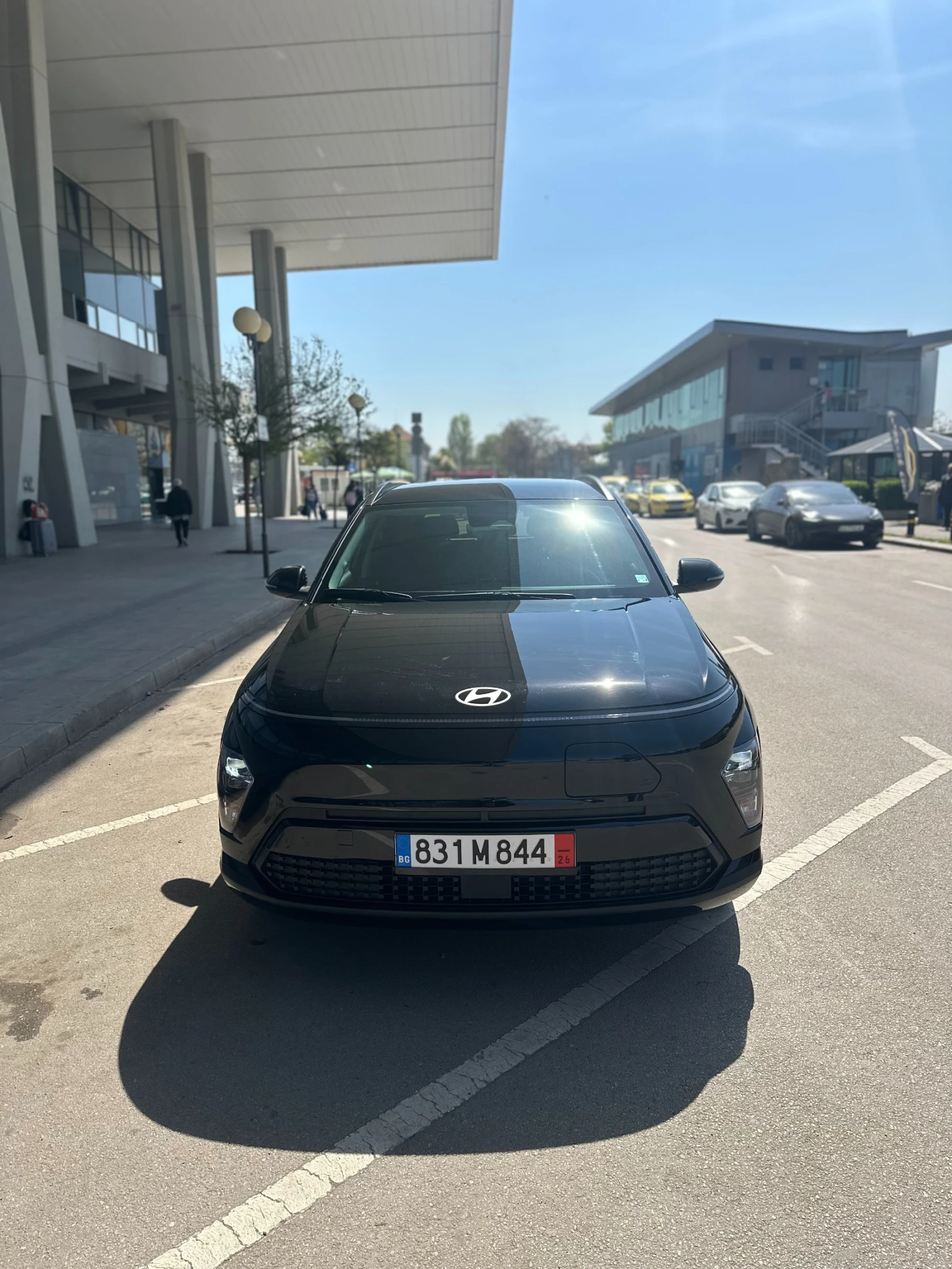 Hyundai Kona Preferred 65.4KW, снимка 2 - Автомобили и джипове - 54149669