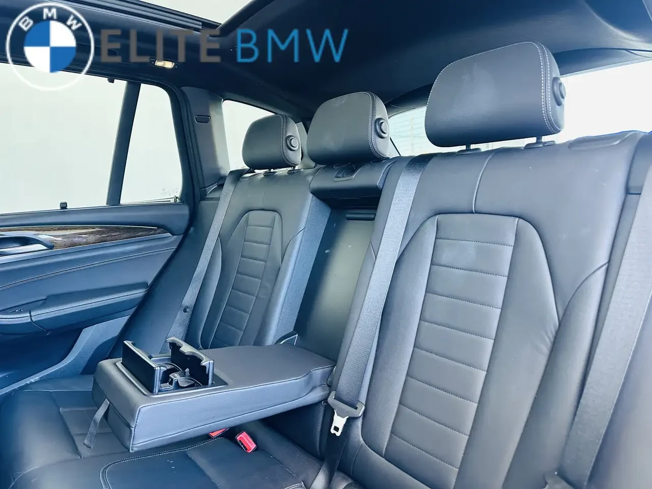 BMW X3 ПОДГРЕВ* 360КАМЕРА* ПАНОРАМА* LANE* ASSIST* , снимка 17 - Автомобили и джипове - 54398323